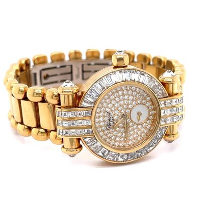Chopard-Armbanduhr aus Gelbgold mit diamantbesetztem Zifferblatt und Lünette
